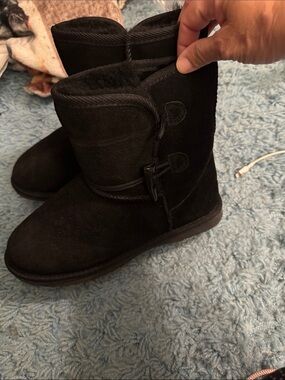 TAMARAC Classic Women's Black Winter Boot with Cozy Lining